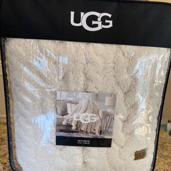 UGG Other - LAST ONE! UGG® Monroe Chenille Throw BlanketBirch